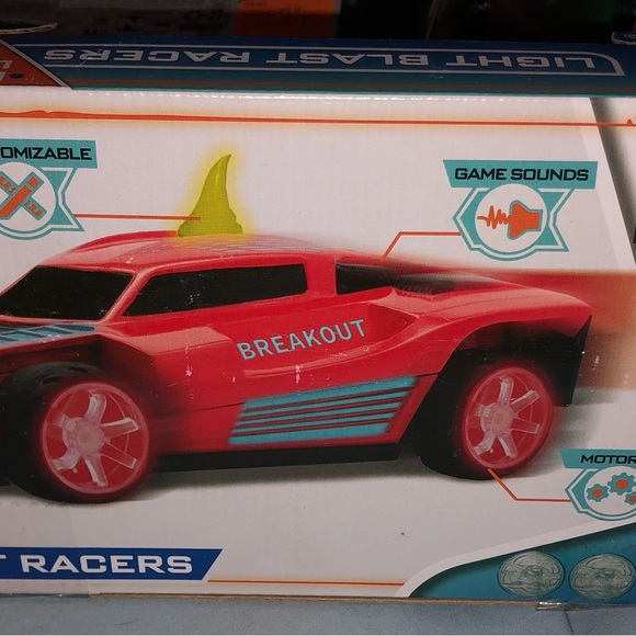 ROCKET LEAGUE ROCKET BLAST RACER CAR W LIGHTS & SOUNDS & ACCESSORIES NEW - Picture 3 of 6